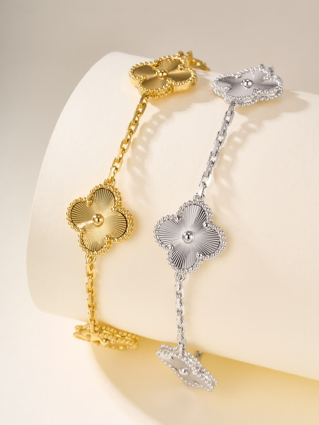 Van Cleef & Arpels Alhambra Bracelet Van Cleef & Arpels Alhambra Bracelet